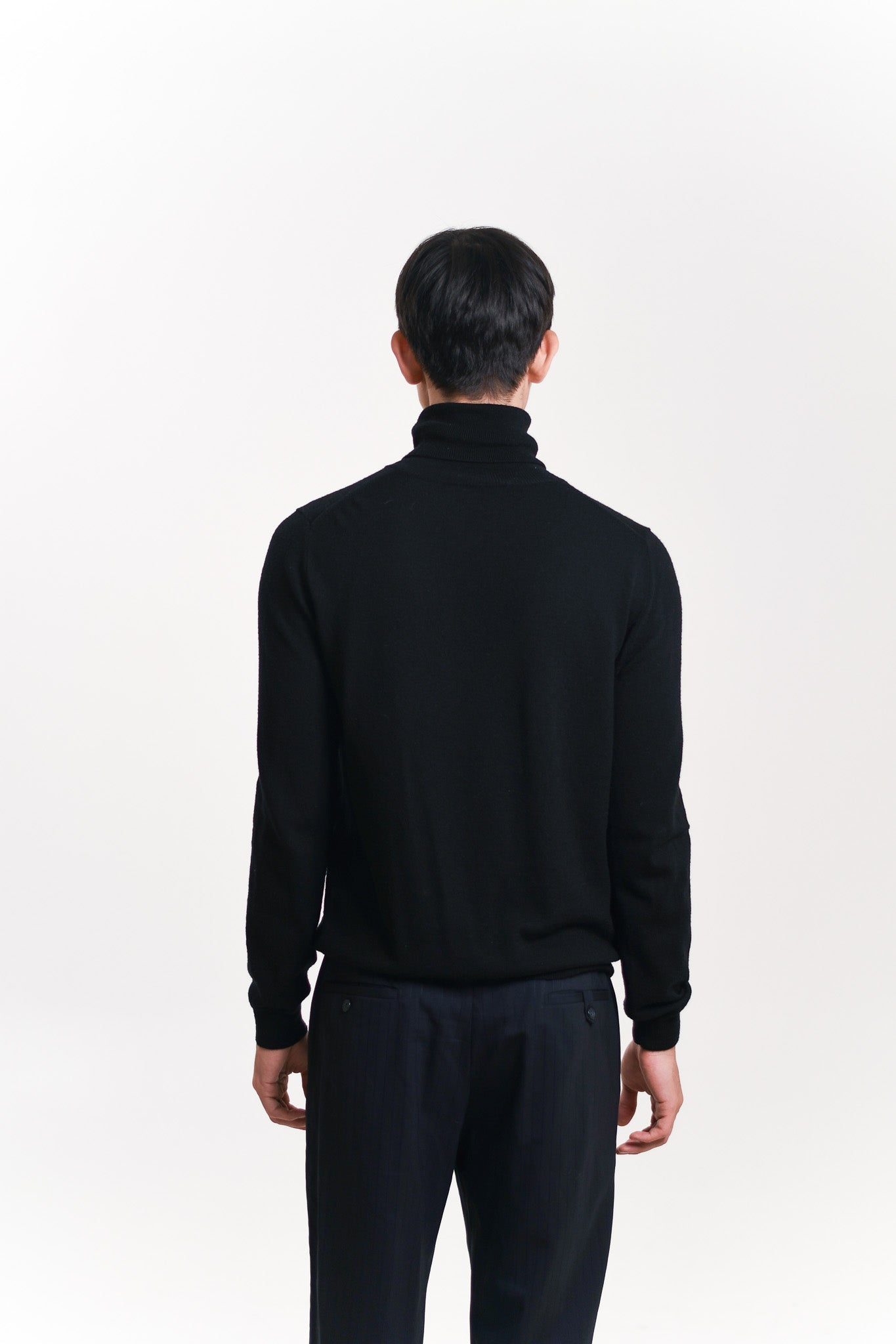 Top BLK DNM Cuello Tortuga